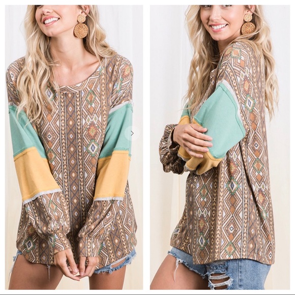 ✨LAST ONE✨Aztec print Fabulous Boxy Top - Picture 5 of 6